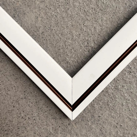 Minimalist White edge TV frame